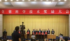 和漂亮老师做爰4
