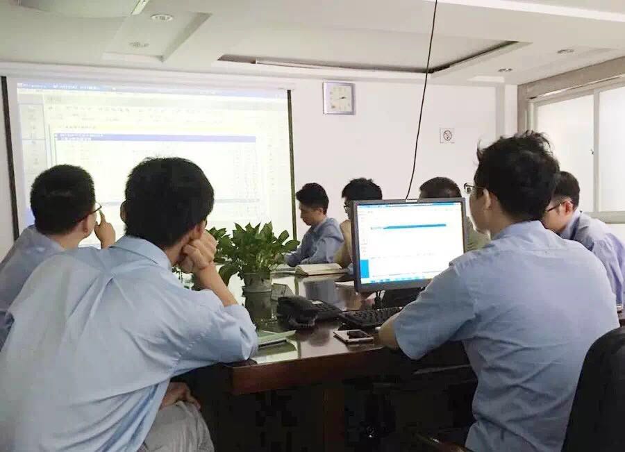 和漂亮老师做爰4