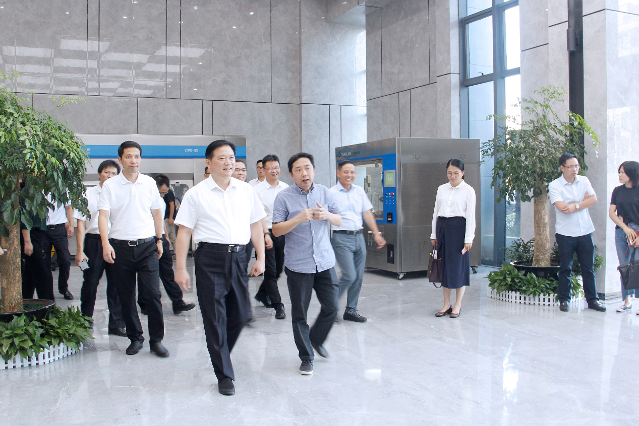 和漂亮老师做爰4