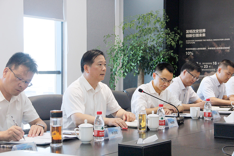和漂亮老师做爰4