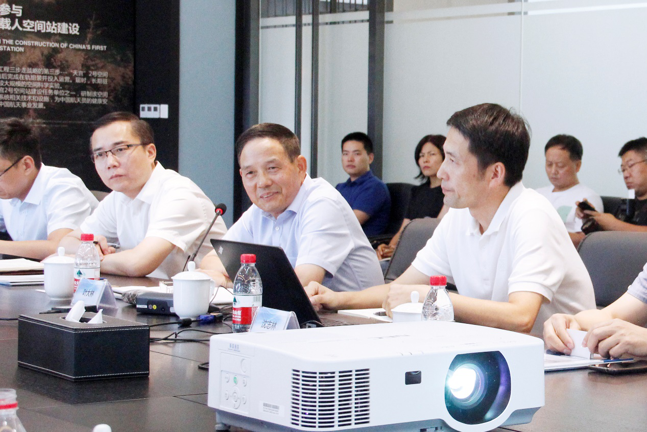 和漂亮老师做爰4