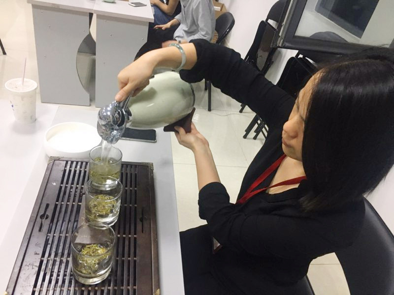 和漂亮老师做爰4